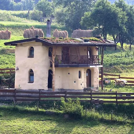 Nyaraló Popasul